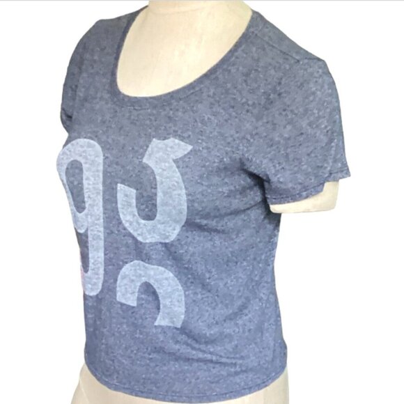 Abercrombie & Fitch Cropped Short Sleeve Graphic Tee Jrs L Blue #42J - Picture 3 of 9